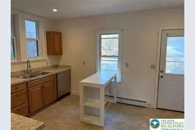 209 E Macomb Street, New Philadelphia, PA 17959 - Photo 8