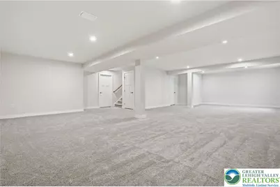 6405 Robin Road, Lower Macungie Township, PA 18062 - Photo 56