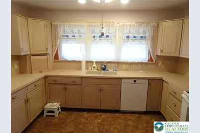 2012 Kemmerer Street, Bethlehem City, PA 18017 - Photo 8