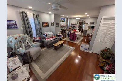 324 Walnut Street, Catasauqua Boro, PA 18032 - Photo 4