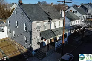 324 Walnut St, Catasauqua Boro, PA 18032 - Photo 2