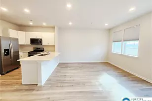 1182 Susan Cir, Upper Macungie Township, PA 18031 - Photo 12