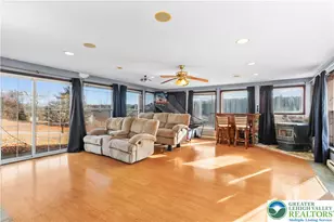 2247 Reo Dr, Chestnuthill Twp, PA 18330 - Photo 16