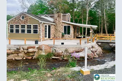 447 Saint Johns Road, Butler Twp, PA 18222 - Photo 2