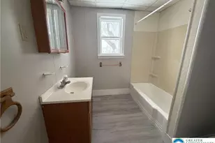 237 Carbon St, Lehighton, PA 18235 - Photo 10