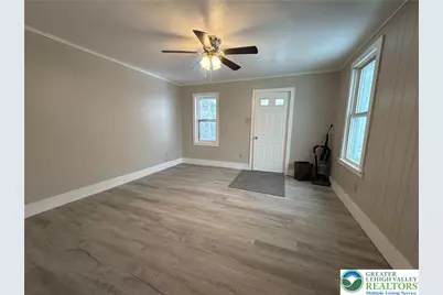 237 Carbon Street, Lehighton, PA 18235 - Photo 4