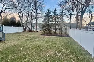 1530 Hawthorn Dr, Easton, PA 18040 - Photo 4