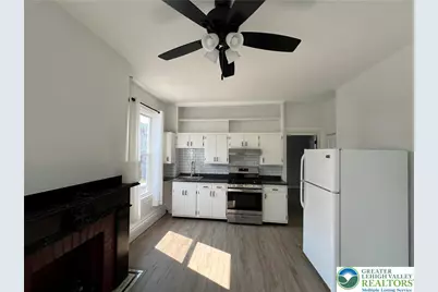 101 Center Street #1A, Jim Thorpe, PA 18229 - Photo 4