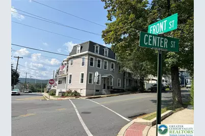 101 Center Street #1A, Jim Thorpe, PA 18229 - Photo 2