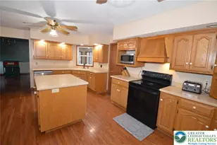 145 Hawk Rd, Franklin Twp, PA 18235 - Photo 10