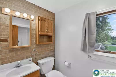 1220 Oakwood Drive, Hanover Twp, PA 18017 - Photo 18