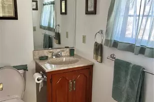 5602 Grace Ave, Bethlehem City, PA 18017 - Photo 12