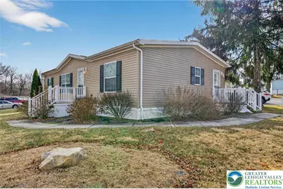 4250 Jaguar Court, North Whitehall Twp, PA 18069 - Photo 4