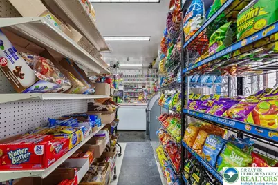 909 Linden, Allentown, PA 18101 - Photo 10