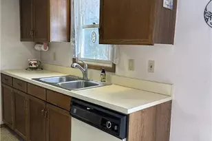 1645 Canal St, Northampton Township, PA 18067 - Photo 6