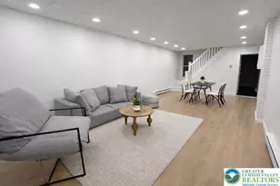 107 W Rowe St, Tamaqua Boro, PA 18252 - Photo 2