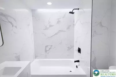 107 W Rowe Street, Tamaqua Boro, PA 18252 - Photo 22