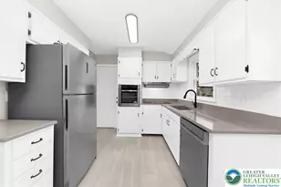 2540 South St, Allentown, PA 18104 - Photo 4