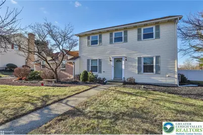 2811 Kingsview Avenue, Bethlehem Township, PA 18045 - Photo 2