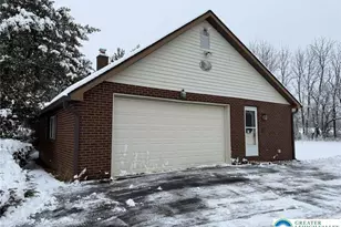 6204 Grouse Dr, East Allen Township, PA 18017 - Photo 2