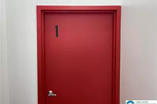 711 Chew St, Allentown, PA 18102 - Photo 2