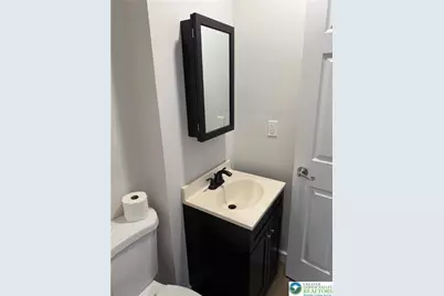 527 Pennsylvania Avenue, Bangor, PA 18013 - Photo 4