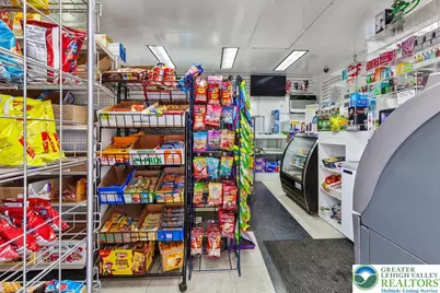 909 Linden, Allentown, PA 18101 - Photo 6