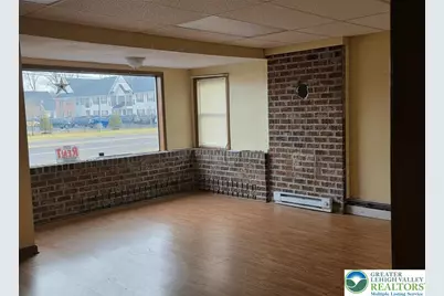 9141 New Falls Road, Fallsington, PA 19054 - Photo 12