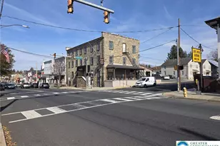 605 Main St, Hellertown, PA 18055 - Photo 4