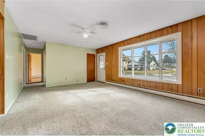 1327 W Wyoming Street, Allentown, PA 18103 - Photo 4