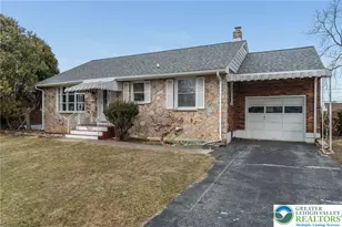 1327 W Wyoming St, Allentown, PA 18103 - Photo 2