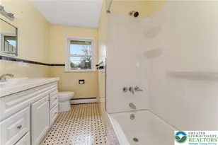 1327 W Wyoming St, Allentown, PA 18103 - Photo 12