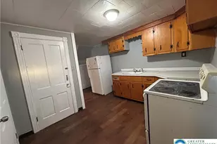 132 N Franklin St, Allentown, PA 18102 - Photo 2