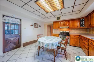 1046 3rd St, North Catasauqua Bor, PA 18032 - Photo 4