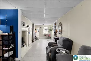 318 N 7th St, Allentown City, PA 18102 - Photo 4