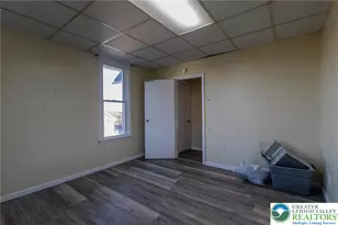 805 Pennsylvania Ave, Bangor, PA 18013 - Photo 12