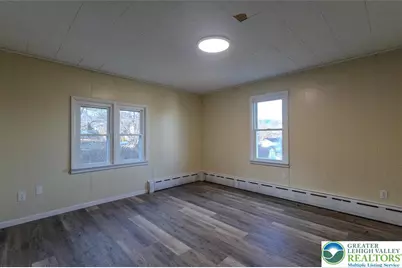 805 Pennsylvania Avenue, Bangor, PA 18013 - Photo 10