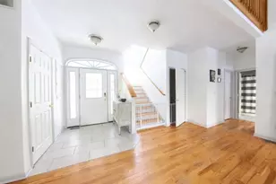 162 Oak Ridge Dr, Milford, PA 18337 - Photo 2