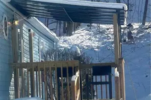 4 Lexington Ln, Upper Mt Bethel Twp, PA 18343 - Photo 2