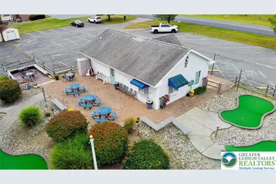 4565 Spring Hill Drive, Schnecksville, PA 18078 - Photo 24