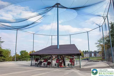 4565 Spring Hill Drive, Schnecksville, PA 18078 - Photo 22