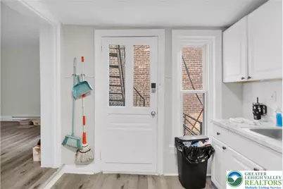 208 N 9th Street, Allentown, PA 18102 - Photo 26