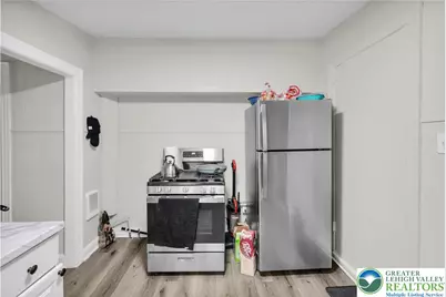 208 N 9th Street, Allentown, PA 18102 - Photo 16