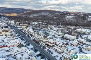 215 N 2nd St, Lehighton Boro, PA 18235 - Photo 6