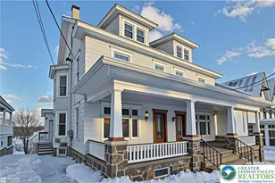 215 N 2nd St, Lehighton Boro, PA 18235 - Photo 2