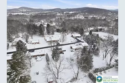 1652 Pleasant View Road, Lower Saucon Township, PA 18015 - Photo 30