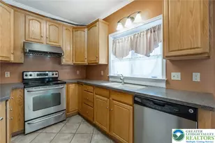 537 Kemmerer Ln, Upper Macungie Township, PA 18104 - Photo 14