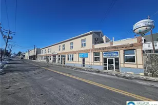 1811 Butler St, Easton, PA 18042 - Photo 2