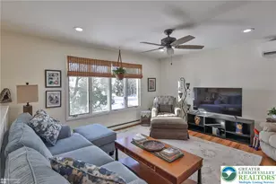 536 Carol Ln, Moore Township, PA 18014 - Photo 4