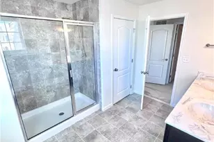 370 Redclover Ln, Upper Macungie Township, PA 18104 - Photo 26